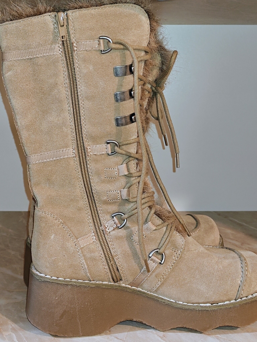 Women's Tan Suede Lace-Up Faux-Fur Winter Boots